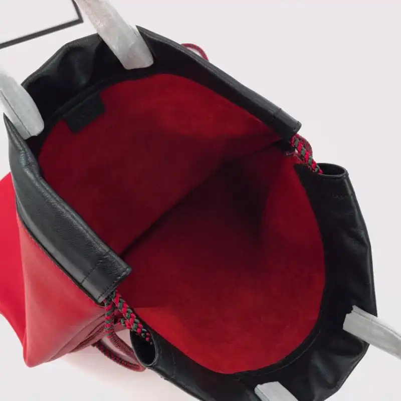 G*u*i bags 19b57g0026