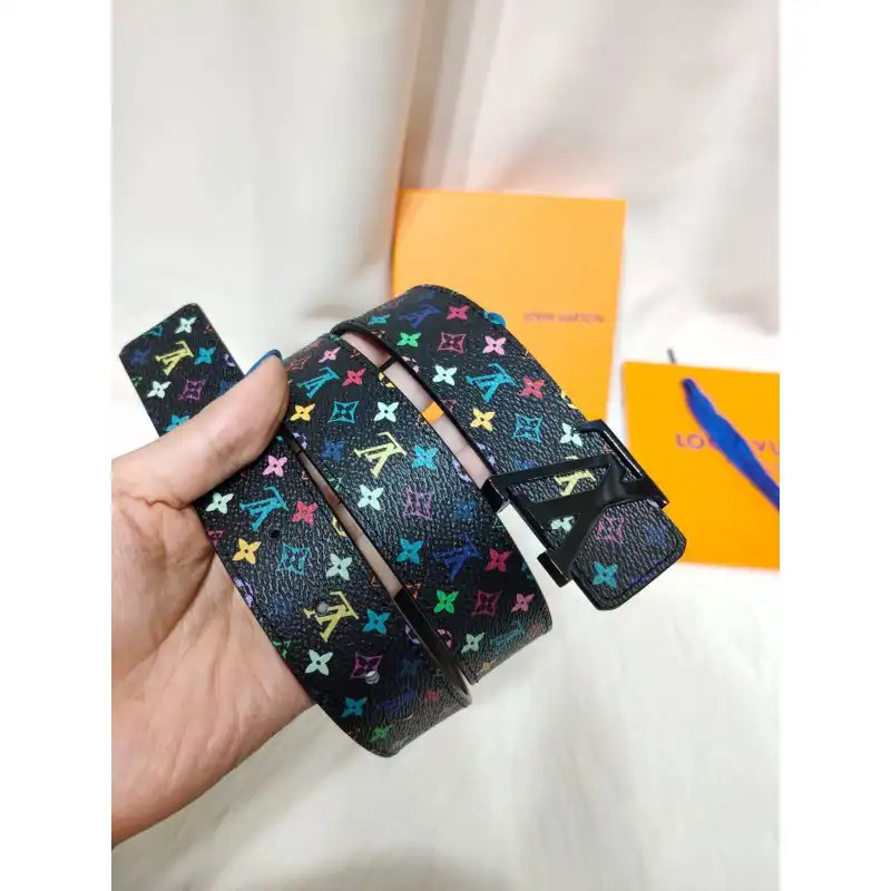 LV s Belte 19XIA0055