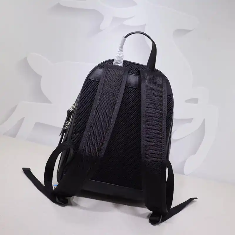G*u*i backpack 19gm0030
