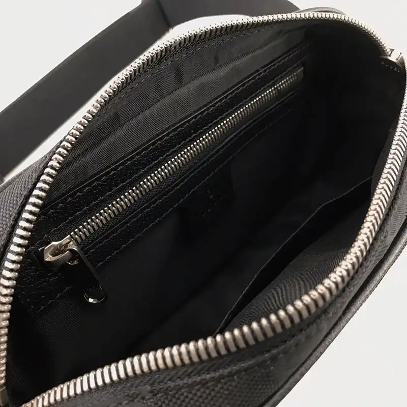 G*u*i bags 208b570141