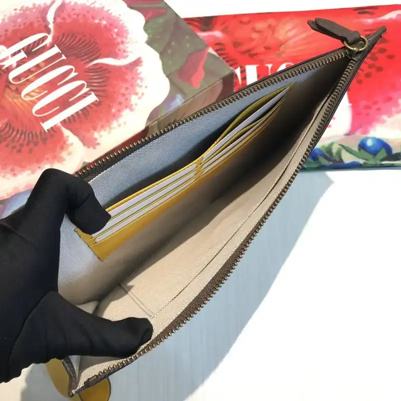 G*u*i bags 20guc0087