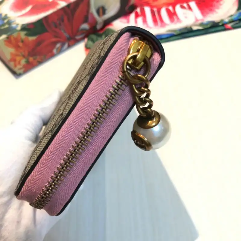 G*u*i bags 20guc0211