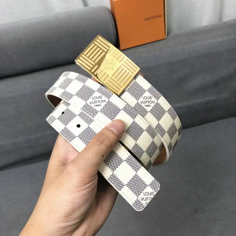 LV Belts 2102SH0065