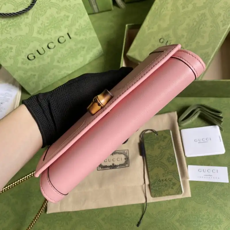 G*u*i s bags 2108ya0058