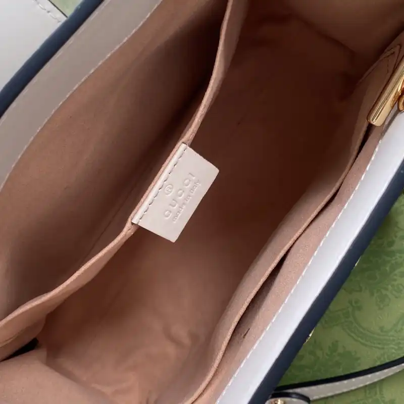 G*u*i s bags 2108ya0084