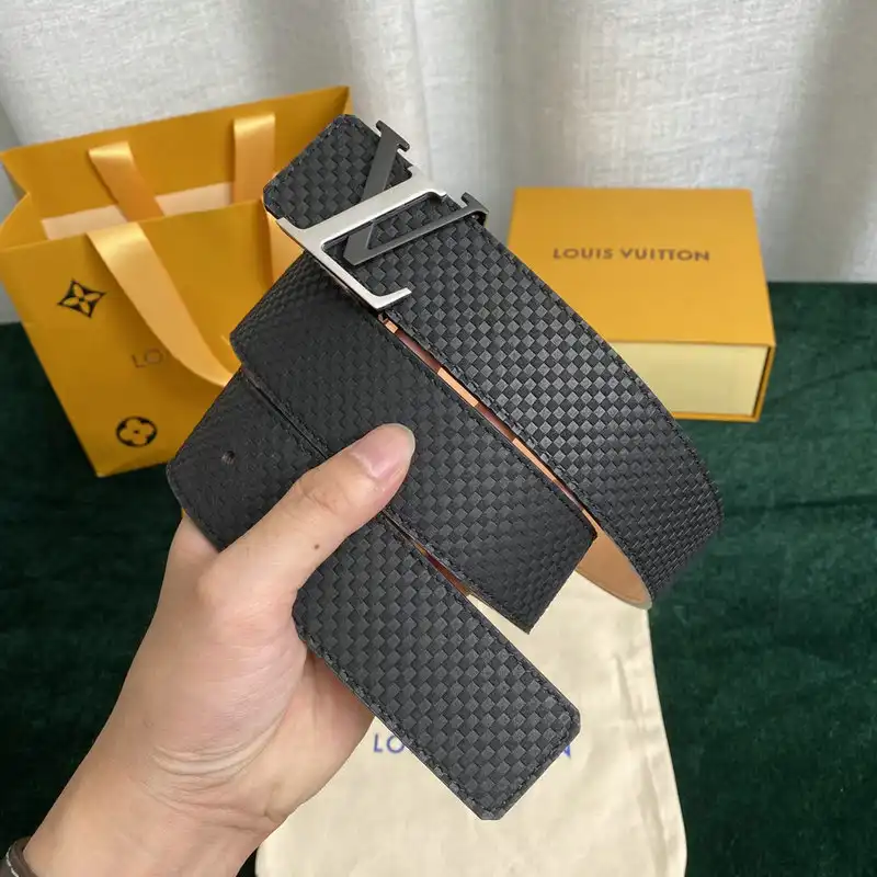 LV Belts 2109XA0025
