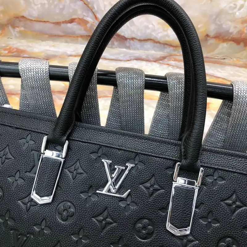 LV Bag 2112YZ0100