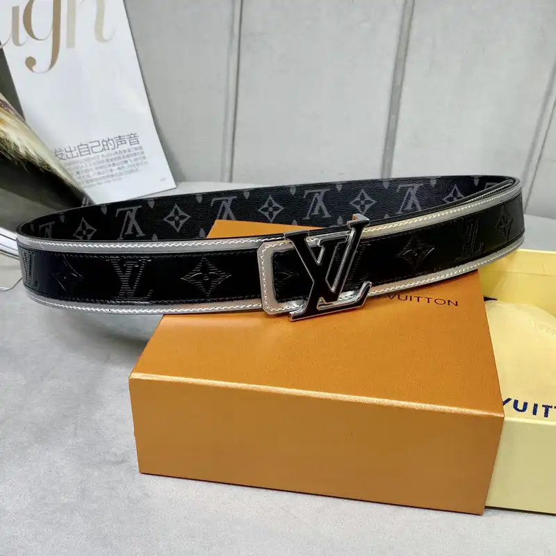 LV Belts 2201XA0051