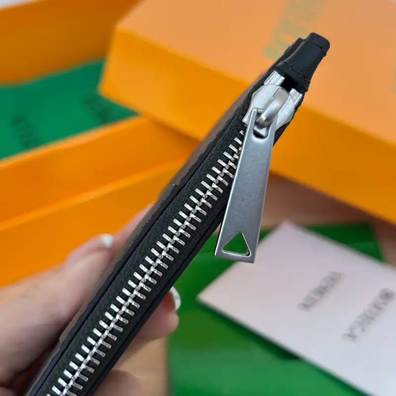 Bottega Veneta Bag 2211SF0041