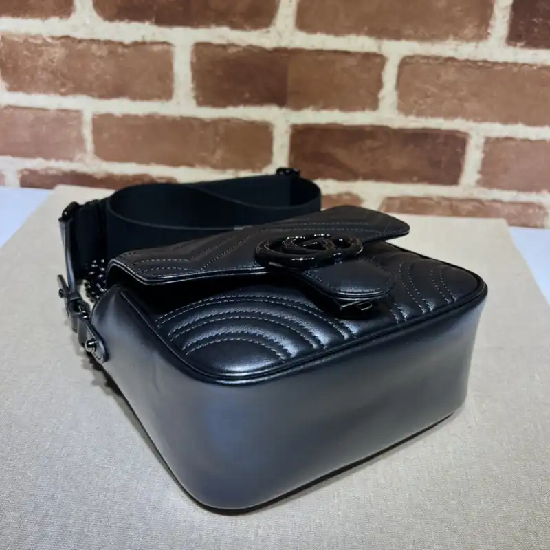 G*u*i bag 2304ya0093