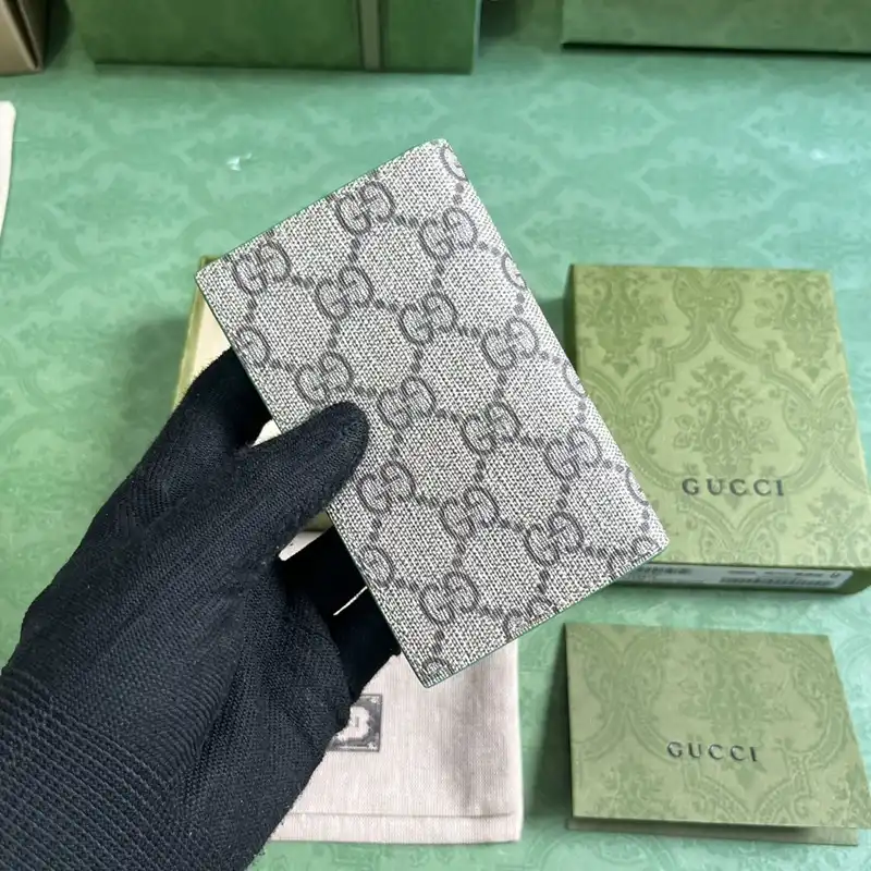 G*u*i bags 2312ya0140