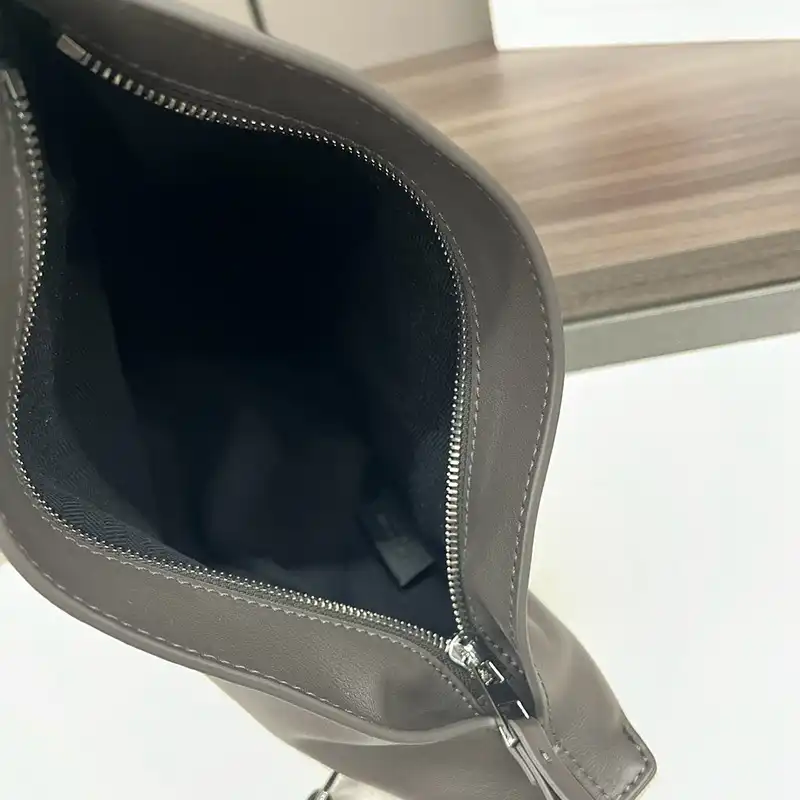 Loewe Bags 2404YA0083