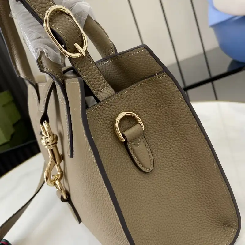 G*u*i bags 2408ya0029