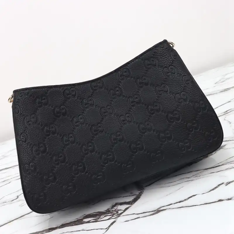 G*u*i bags 2410ya0194