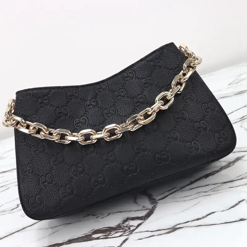 G*u*i bags 2410ya0194