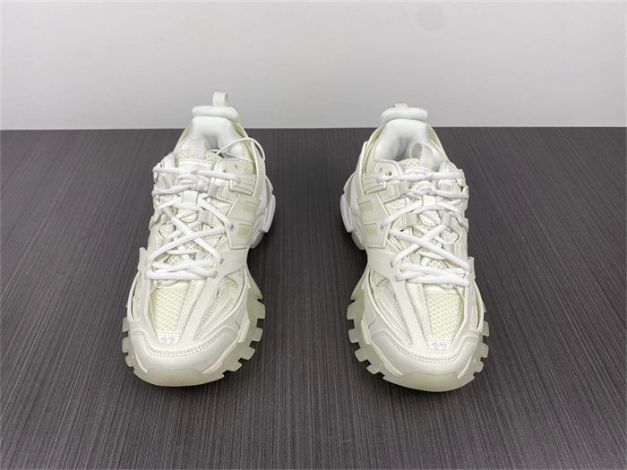 BLCG Track White Glow 542436 W3CR1 WellDesigned 4414