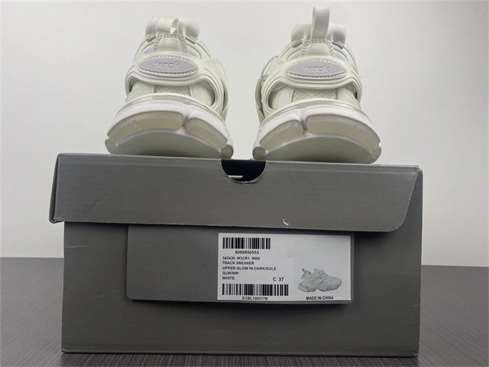 BLCG Track White Glow 542436 W3CR1 WellDesigned 4414