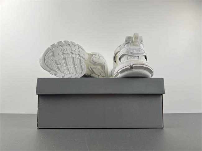 Balenciaga 3.0 542023 WTRHW. Comfortable 4310