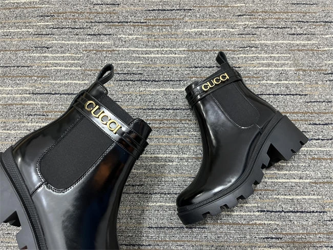 G*u*i boot women urbanstyle 522