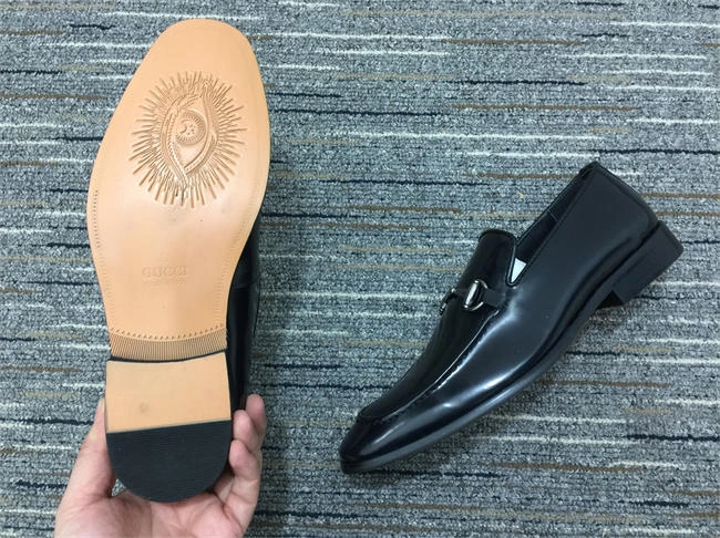 G*u*i loafer trendsetting 321