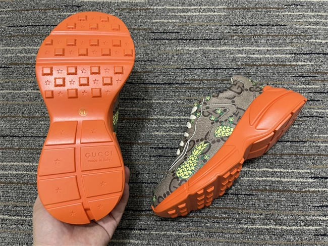 lightweight G*u*i rhyton sneaker 277