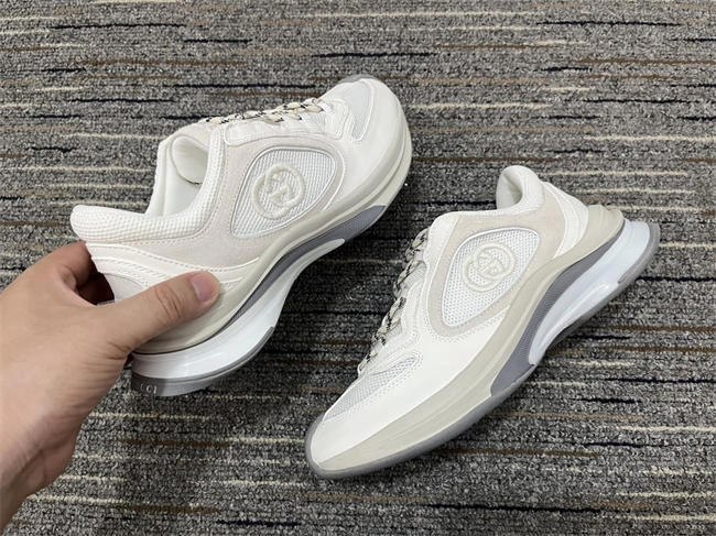 vibrant G*u*i runners 90