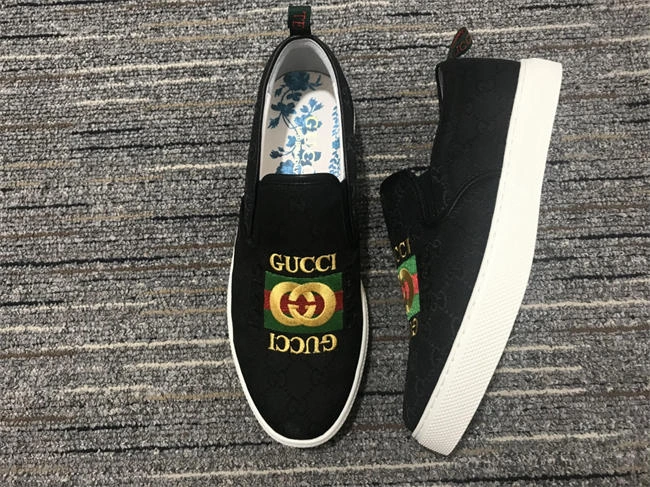 G*u*i signature slip-on sneaker functional 296