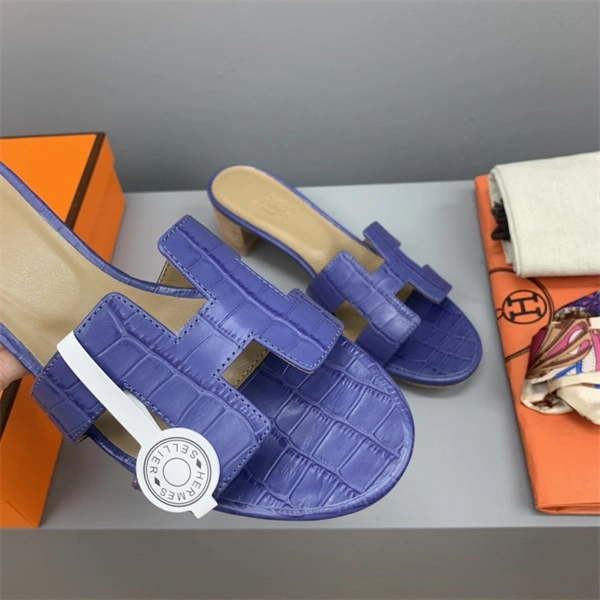 Timeless H Slipper 2385