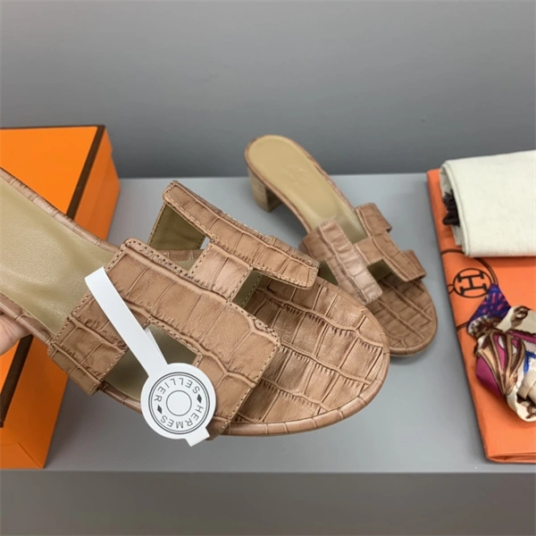 Timeless H Slipper 2385