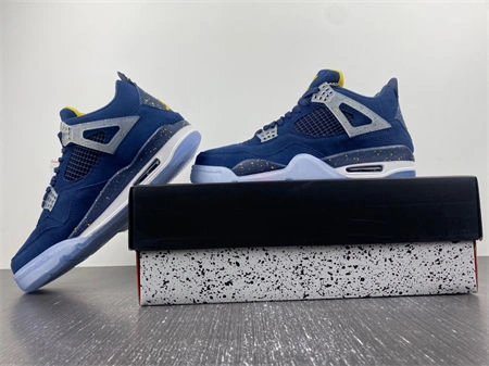 Jordan 4 Retro Michigan AJ4- Soft 3938