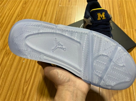 Jordan 4 Retro Michigan AJ4- Soft 3938