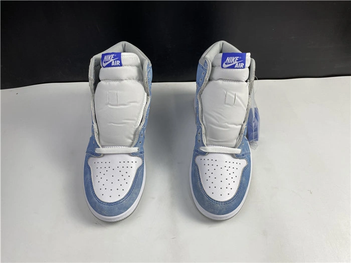 Sustainable Jordan1 Retro Hyper Royal Smoke Grey 555088- 3603