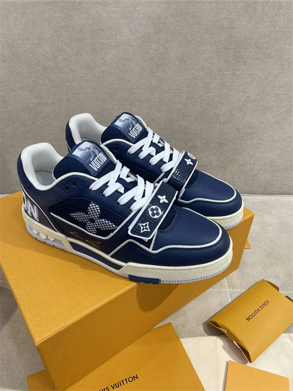 WaterResistant LV 1820