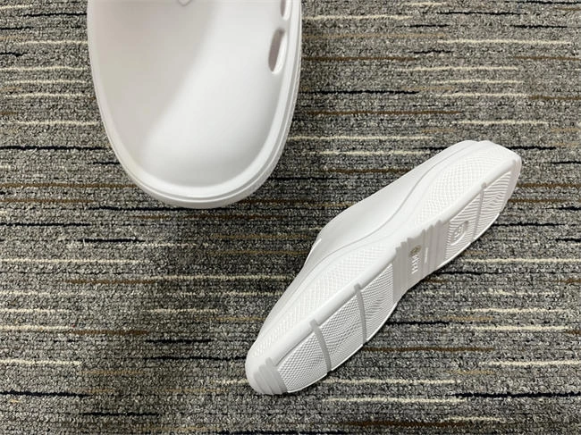 WrinkleFree Prada Slipper 3347