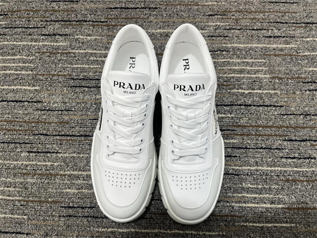 Prada Sneaker Affordable 3371