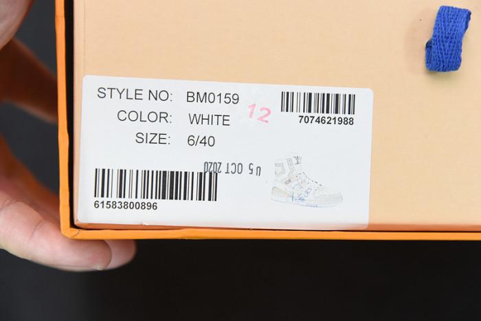 l0vt sneaker