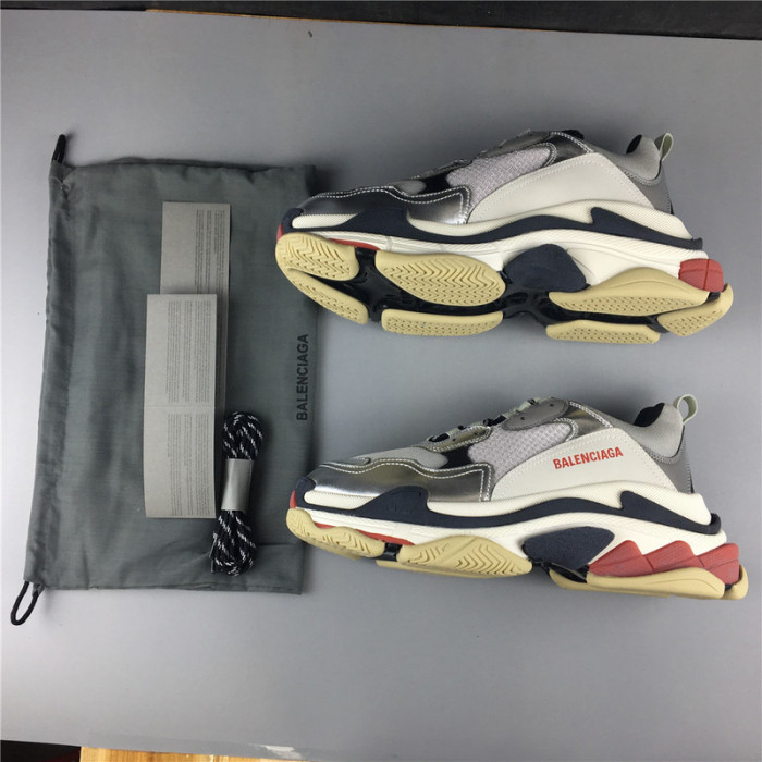 blcg sneaker triple.s.gomma grey silver 541624w06e27320