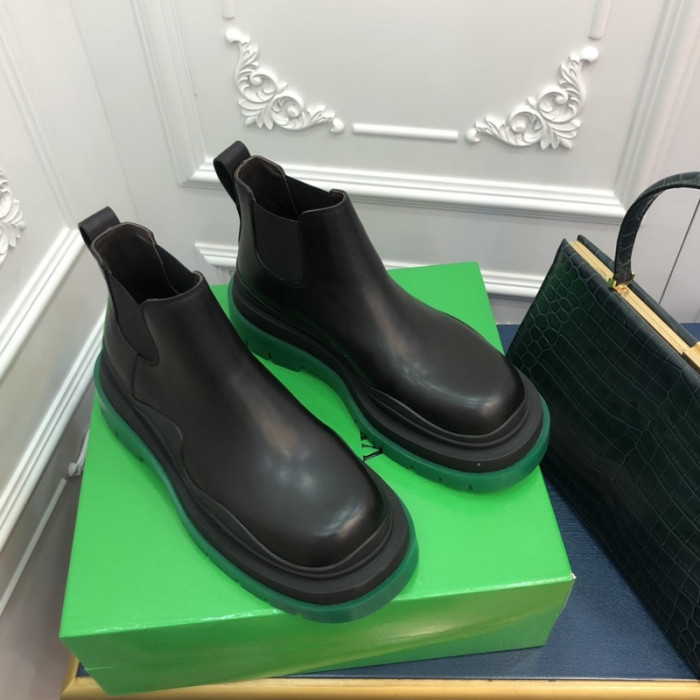 Bo*te*ga ve*ne*ta boots