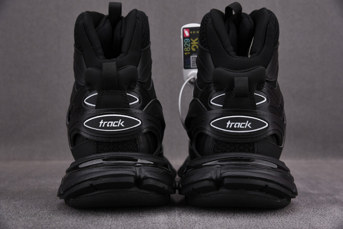 Ba*len*cia*ga sneaker tess 3.0