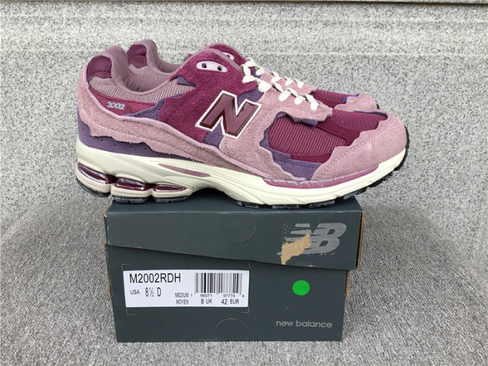new balance 2002r 