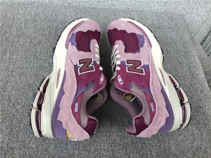 new balance 2002r 