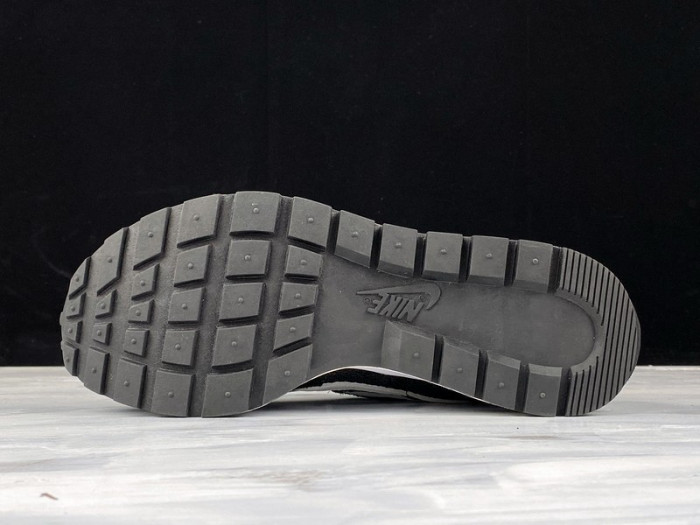 nike vaporwaffle sacai black white - cv1363-001