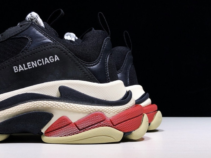 blcg sneaker triple.s.gomma 656686w06g011001