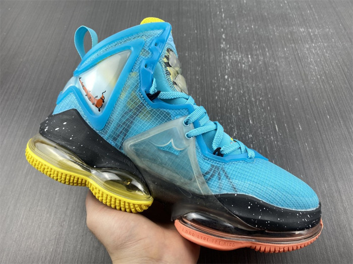 nike lebron 19 christmas - dc9338-400