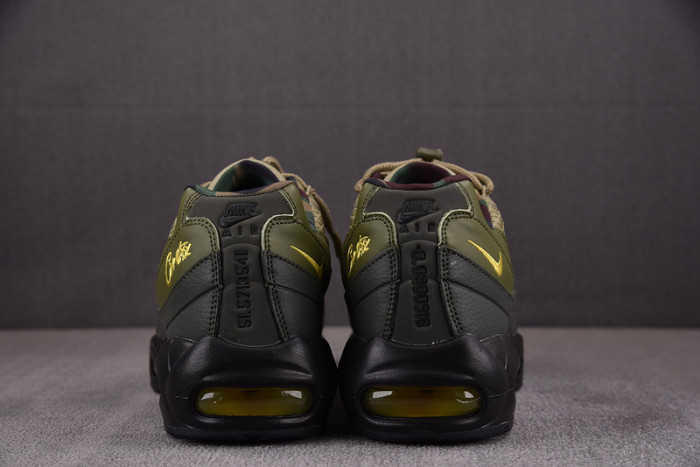 nike air max 95 sp corteiz sequoia - fb2709-300