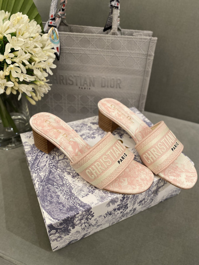 Ch**an di0r heel sandals