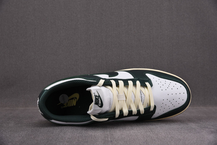 nike dunk low vintage green- dq8580-100