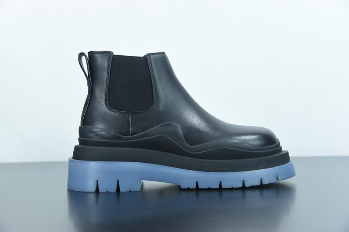 Bo*te*ga ve*ne*ta boots