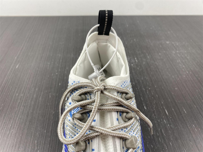 G*u*i sneakers