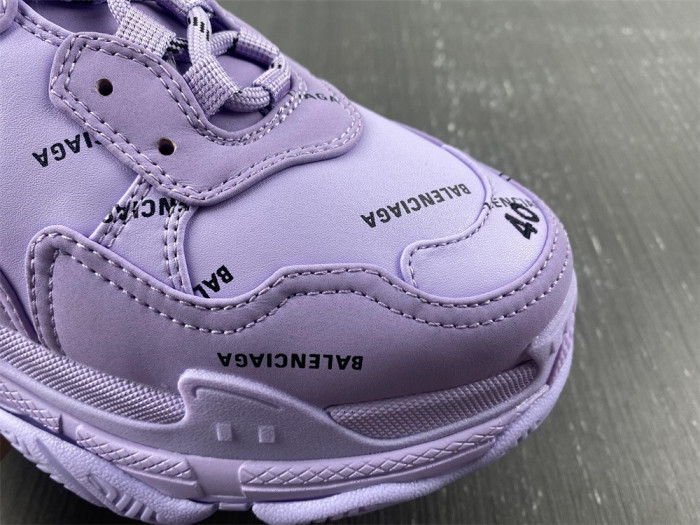 Ba*len*cia*ga triple s